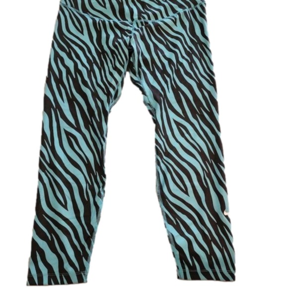 Nike zebra print active athletic workout leggings plus size 1X new! - Picture 2 of 12